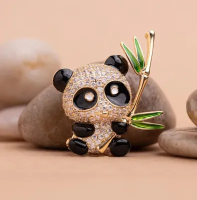  Cute Panda bambo Holding Trendy Brooch/Pin 